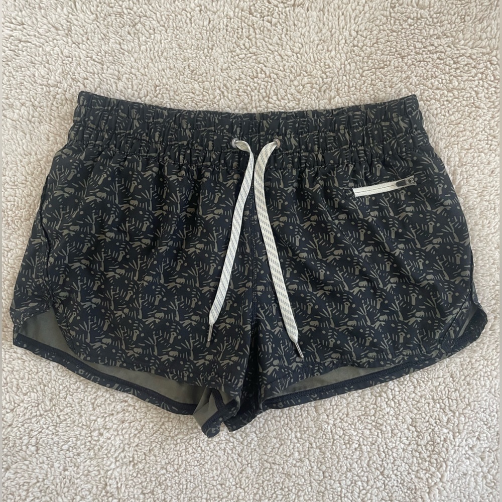 Vuori Clementine Shorts - Medium